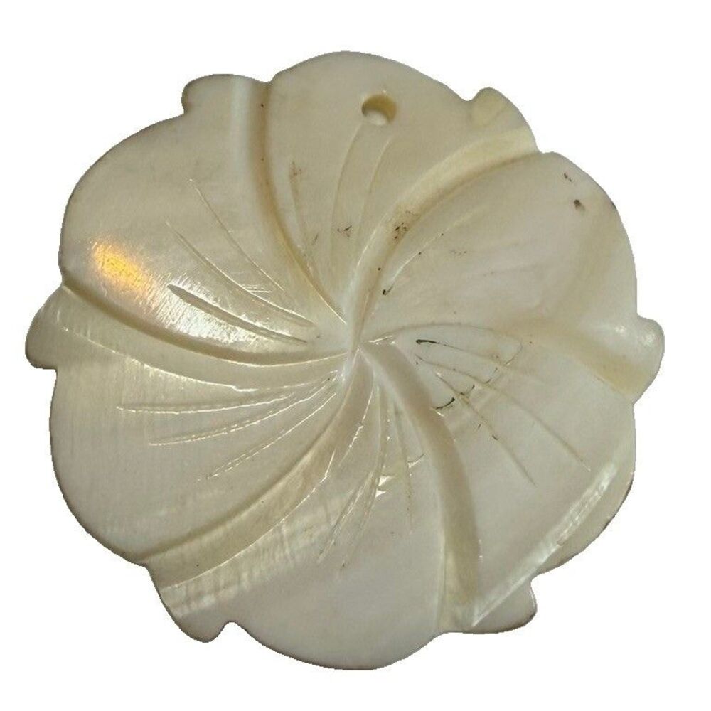 Vintage Carved Mother of Pearl Flower Pendant Shell Hibiscus Spiral Boho Charm